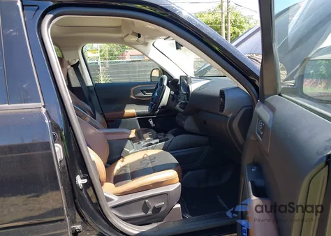 2022 Ford Bronco Sport Badlands z USA, uszkodzony, nr VIN 3FMCR9D90NRD49789